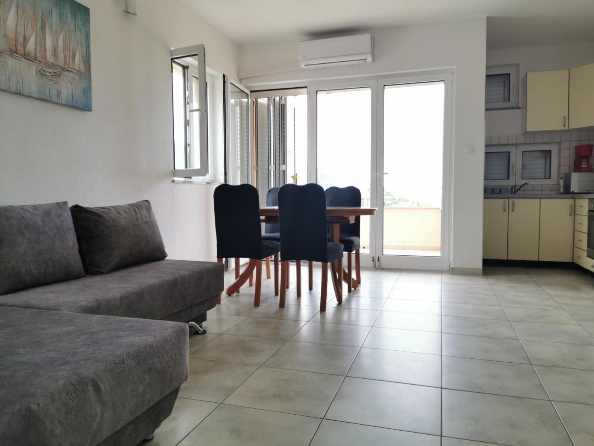 Apartments Golub Cesarica Exterior foto